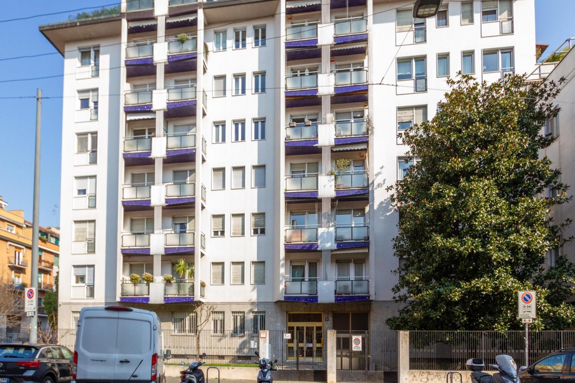 Appartamento attico con terrazzo navigli bocconi Milano Esterno foto